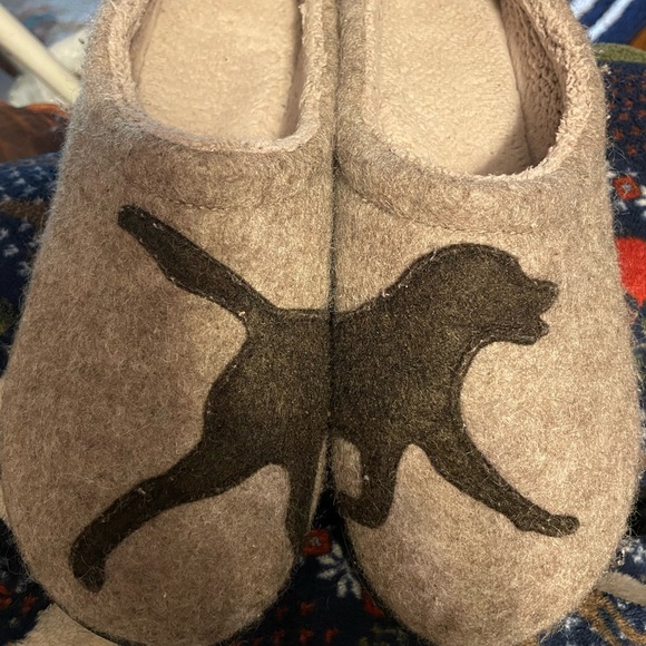L.L. Bean Other - L.L. Bean Black  Dog Embossed